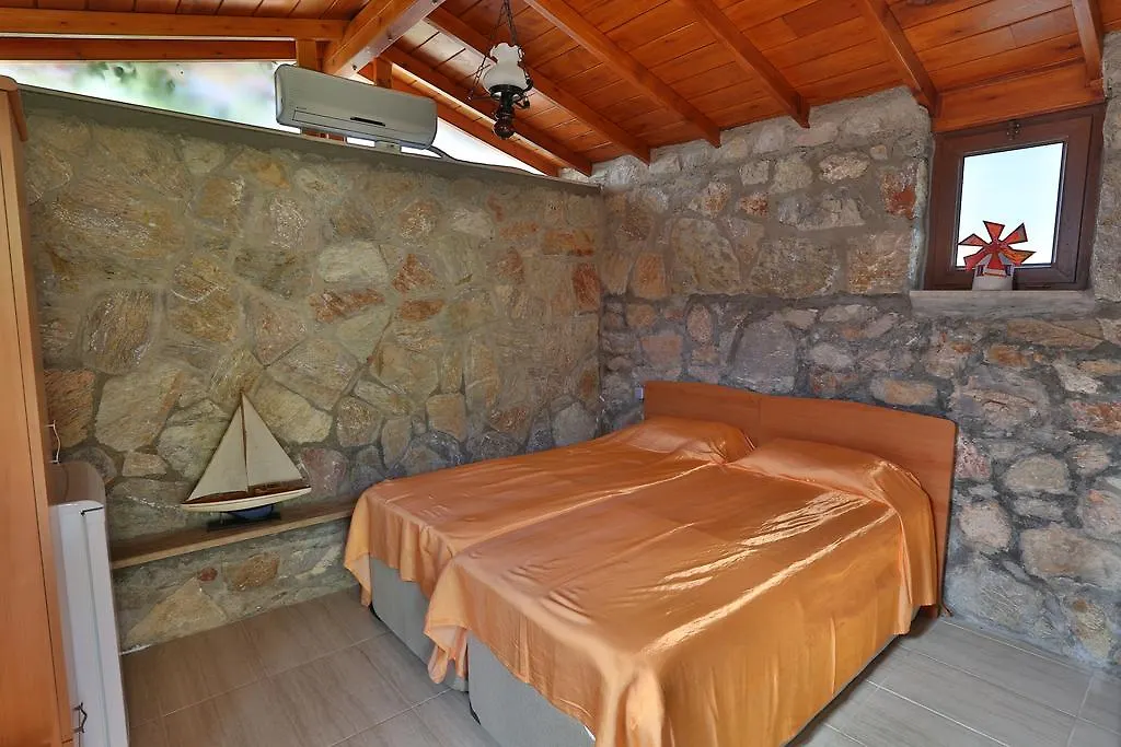 Turkeli Pansiyon Datca Bed & Breakfast
